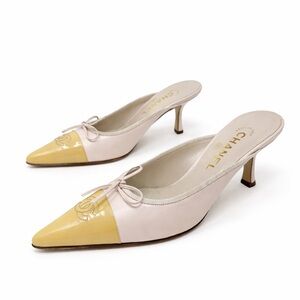 Chanel Vintage CC Logo Pointed Toe Bow Mule Kitten Heels Womens Size EU 39